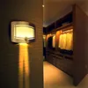 寝室の廊下のクローゼット階段のための無線運動センサーの活性化されたLEDの壁の夜の軽い電池操作のスティックなしの壁のランプ