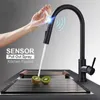 Capteur Cuisine Robinet Smart Touch Touch Sensitant Faucet Sensible Mélangeur Tap Tap Poignée Double Outlet Modes d'eau Torneira de Cozinha