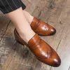 Chaussures habillées décontractées en plein air Oxford Social brogue semelle épaisse noir marron en cuir mocassins sans lacet chaussures de fête de mariage hommes