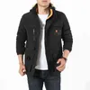 Veste pour hommes coton hiver marque extérieure vintage épais manteau hommes automne mode patchwork poches imperméables chapeau s 211110