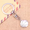 20 stks mode sleutelhanger 18x21mm dubbelzijdige basketbal hangers DIY mannen sieraden auto sleutelhanger ring houder souvenir voor geschenk