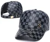 alta qualità V lettere Casquette cappelli snapback regolabili tela uomo donna sport all'aria aperta tempo libero strapback cappello da sole stile europeo berretto da baseball per regalo a38