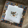 Handmade Art Grid Pattern Posacenere per sigari in ceramica Nice Luxury Smoke Ash Tray Holder Sigari Tavolo da casa Accessori da scrivania Decor Regali 210902