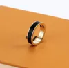 2021 Ny högkvalitativ designer Titanium Steel Band Rings Fashion Jewelry Men's Simple Modern Ring Ladies Gift290r