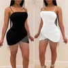 Casual Sukienki 2021 Sexy Clubwear Tassel Mini Dress Kobiety Bez Rękawów Tight Spaghetti Pasek Nieregularny Hem Bodycon Czarne Białe Urodziny