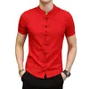 costume blanc chemise rouge