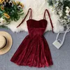 YuooMuoo elegante vintage gotico con cinturino per spaghetti abito corto da donna di base autunno slim mini abito a vita alta 210630