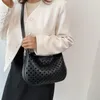 Hollow fishnet women's handbag Solid color contemporary style leather shoulder bag Summer fashion zipper women's cross body bags