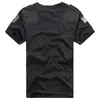 Idopy Summer Mäns US Army Patchwork Pocket T-shirts Snabb torrkamp Militärstil Tshirts Tees för cool 210716