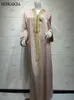 Skiskakia Dubaiアラビアのイスラム教徒Abayaドレス女性秋シャンパンモロッコカフカンフード付きローブトルコイスラムジャラビヤ210706