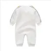 赤ちゃんの服ベビーストライプロンパース春秋の新しいロンパー綿生まれたばかりの赤ちゃん女の子男の子子供デザイナー幼児ジャンプスーツ