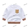 Spring Baby Boys Girls White Sweatshirts Fashion Designer Kids Plaid Round Collar Långärmad Tee Shirt Toppar Barn Bottentröja F110