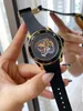 Serie di orologi subacquei da uomo a tre aghi con testa di tigre, movimento svizzero al quarzo, vetro zaffiro, cassa a specchio, dimensioni 40 mm2473