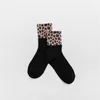 Chaussettes bonneterie automne hiver élastique motif léopard respirant mi Tube Long 1 paire Style coréen chaussette pour femmes coton