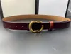 2021 Cinturón de diseño de lujo de las mujeres Cinturón de moda Hebilla de moda Classic Ancho de cuero de vaca pura 3.0cm 9 Cinturones de hombres en caja de alta calidad buenos agradables