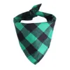 Dog Bandana Christmas Plaid Single Layer Pet Scarf Triangle Bibs Kerchief Husdjur Tillbehör Bibs för små medelstora stora hundar Xmas gåvor