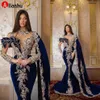 NY! 2022 Luxury Velvet Royal Blue Mermaid Evening Dresses Pärlor Långärmade High Neck Födelsedagsfest Promokläder med Shawl Custom Made