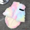 Kolorowe Ubrania Szczeniaki Designer Dog Odzież Małe Pies Kot Luksusowy Kapturem Schnauzer Yorkie Pudel Rainbow Płaszcz 211106