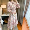 Yedinas Frühling Floral Print Frauen Kleid Spitze Up Weibliche Plissee Herbst Lange es Elegante Stehkragen Chiffon Vestidos 210527