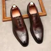 Oxford – chaussures habillées pour hommes, chaussures d'affaires formelles à lacets en cuir de vache véritable, bout pointu, pour mariage, bureau, noir et marron, brogue