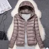 15 couleurs Plus Taille 5XL 6XL 7XL Femme légère Packable Down Puffer Jacket Manteau d'hiver Portable Vêtements d'extérieur 211221