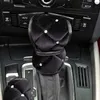 Poduszki siedzenia Bling Rhinestone Car Neck Poduszka Neck Zima Pluszowa Kryształ Auto Headrest Waist Supports Cover Akcesoria