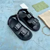 2022 Kvinnors sandal med mini dubbel G Desginer Rubber Platform Sandaler Jelly tofflor Pink Purple Fashion Girls Summer Beach Casual Shoes Having Box 299