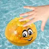 Funny Infant Bath Toys Baby Electric Induction Sprinkler Ball avec Musique Légère Enfants Water Play Baignade Pour Enfants Cadeaux 210712