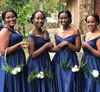 2021 Royal Blue Cheap Bridesmaid Dresses Off the Shoulder Side Split Country Long Wedding Guest Dress Satin Plus Size Bridal Party Dresses