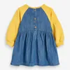 Toddler baby denim klänning för flicka patchwork långärmad barnkläder 2021 Höst Nya Rainbow Broderi Barnkläder Q0716