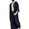 エスニック服イスラム教徒男性 Jubba トーブ長袖イスラム刺繍 V ネック着物ローブアバヤカフタンドバイアラブドレスシャツ