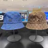 Koreansk gammal blomma hatt 2021 Mäns och Kvinnors Universal Fisherman's Basin Sun Visor