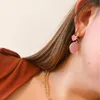 Hoop Huggie Fashion الأذن الملتوية أقراط للنساء لطيف الحلوى لون المينا جولة القلب السلامة دبوس المجوهرات moni22