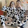 2020 casais de inverno manga longa espessura flanela quente pijama conjuntos mulheres bonito desenho animado vaca coral veludo sleepwear homens homewear x0526