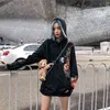 Houzhou Harajuku Hoodie de gran tamaño bordado chino bordado otoño de terciopelo pareja de strewrover streetshirt 211220