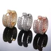 후프 Huggie Caoshi Fashion Luxury Earrings Full Inlaid Shiny Cubic 지르코니아 3 색상 이용 가능한 웨딩 파티 액세서리 쥬얼리 시원한