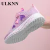 ULKNN Zapatos para niñas Zapatillas de deporte de malla Hoja perforada Superficie Estilo de moda Zapatos de niña Versátil Kindergarten Princess 210308