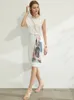 Amii minimalism vår sommartryckt temperament kvinnliga klänning kausal oneck ärmlös hög midja kvinnlig klänning 12070236 210302