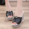 2021 été nouveau Style arrivé Sexy plate-forme compensées cristal sandales femmes mode talons hauts femme pantoufles chaussures femme talons