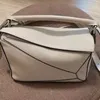 2021 Nieuwe Mini Rattice Bag, Leather Geometric Kussen Eén Schouder Messenger Color Contrast Handtas