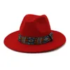 Женская шляпа зимняя осень сплошной широкий бодровый полоса Западный ковбой Федора шляпы черный белый синий красный вскользь открытый формальное платье мужская шапка