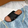 Taglia 44 Lusso di qualità Designer Pantofole da uomo Sandali Scarpe Slide Infradito piatte larghe moda estiva