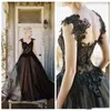 Elegante zwarte vintage tule kanten applique a-line trouwjurken goedkope gotische kralen backless lange bruidsjurken aangepast