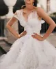 2021 Eleganckie Białe Suknie Ślubne Linia Ruffles Wave Szczegóły Sznurowane Backless Puffy Rękawy Sukienki ślubne Robe de Mariée