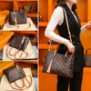 Handbag Hong Kong Leather Bag Women's 2021 Fashion High Capacity Hand One Shoulder Messenger2298