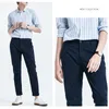 Oussyu pantaloni di marca di alta qualità uomo moda stretch slim dritto kaki grigio 97% cotone pantaloni casual classici di grandi dimensioni 27-40 220311
