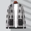 Pulls pour hommes Mode Plaid Japonais Automne Hiver Tricot Marque Street Wear Cardigan Hommes Pull Casual Manteaux À La Mode Veste