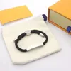 Braccialetti con ciondoli con filo e acciaio al titanio regolabili in 4 colori di moda per gli amanti con scatola regalo SL009296D