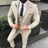 Przystojny jeden przycisk Piromsmen Peak Lapel Groom Tuxedos Men Suits Wedding/Prom/Dinner Man Blazer Pants Kamizelka W680