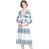 Femmes Summer Designer Élégant Bleu et Blanc Porcelaine Impression Sexy Col V Robe de soirée Femme Vintage Robe à manches longues Robes 210525